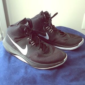 Men’s Nike Basketball Shoes